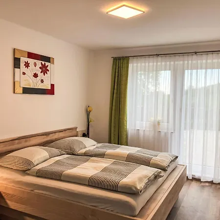 Mayrhofer By Interhome Nyaraló